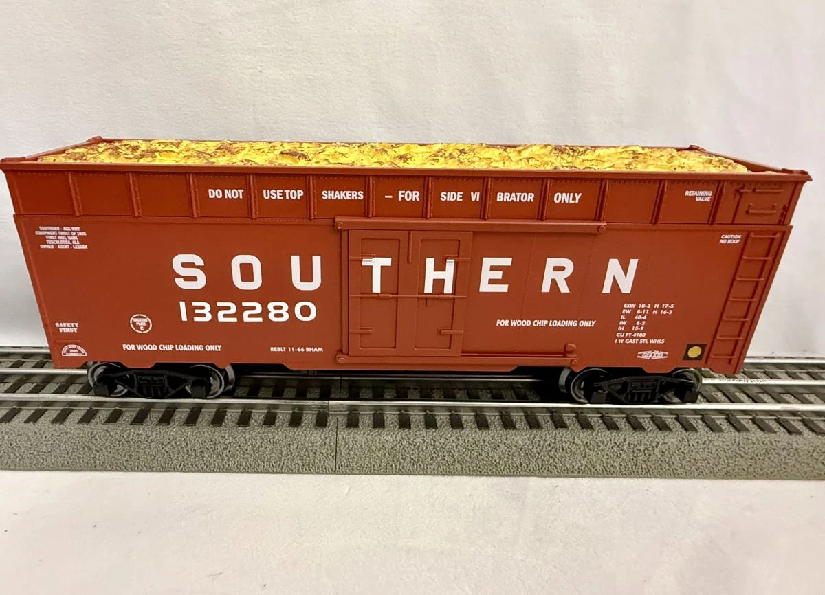 Ready Made Trains O Scale Woodchip Car Southern - RMT86425