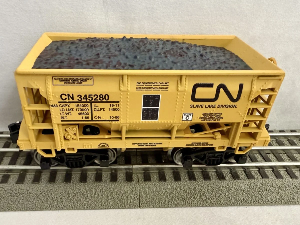 Ready Made Trains O Scale Ore Car Canadian National - RMT96788
