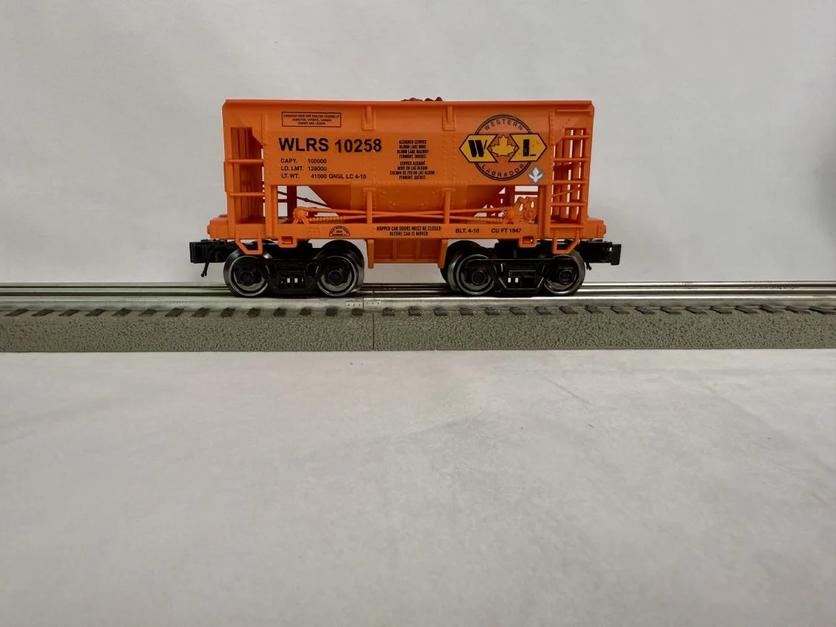 Ready Made Trains O Scale Ore Car Genesee & Wyoming WLRS - RMT9679906