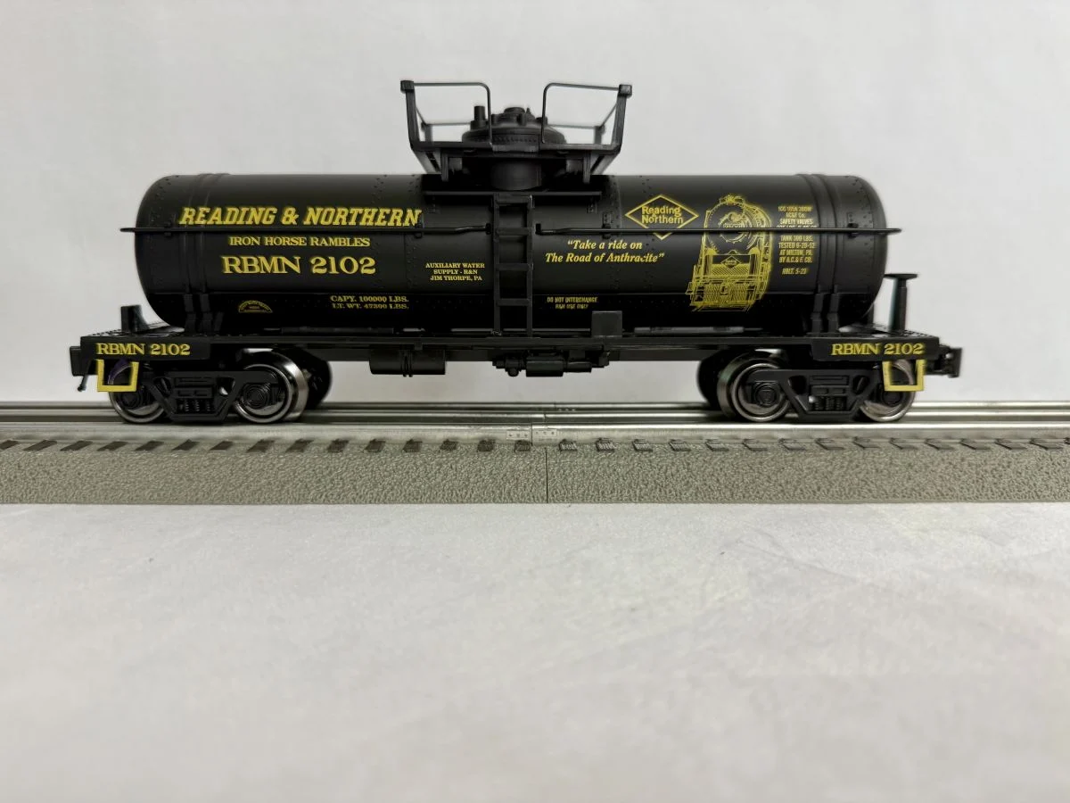 Ready Made Trains O Scale Single Dome Tank Car Reading & Northern (Black) - RMT968122