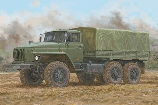 1/35 Trumpeter Russian URAL-4320 - 1072