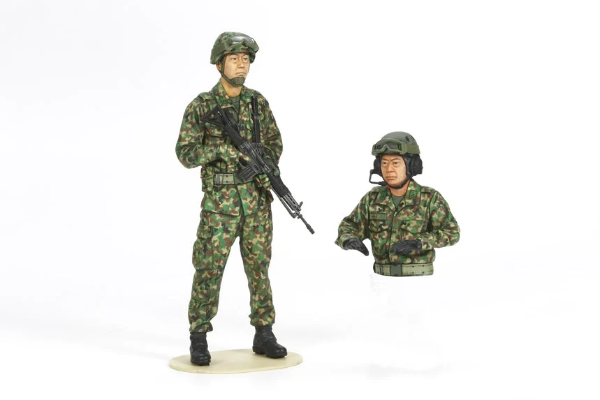 Tamiya 1/16 Jgsdf Tank Crew Set - 36316