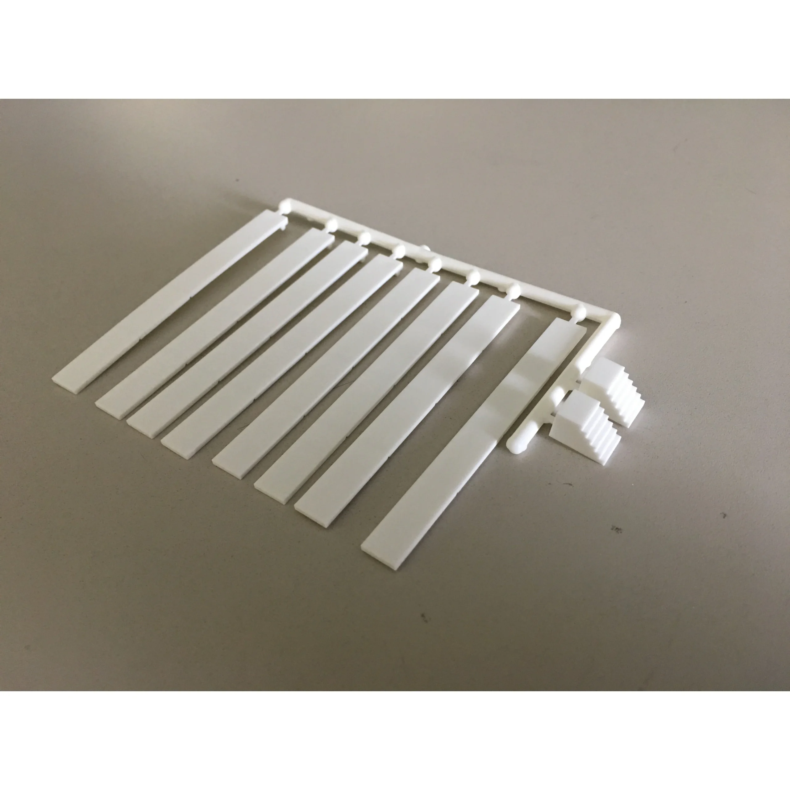 Pikestuff N Scale Concrete Foundation w/Steps