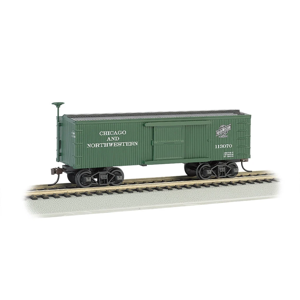 Bachmann HO Scale Old-Time Boxcar CNW - BAC72306