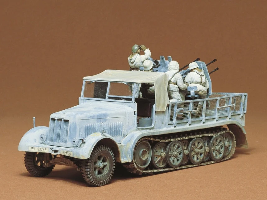 Tamiya 1/35 German 8T Half Track Sdkfz 7/1 - 35050