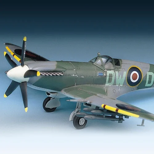Academy Spitfire Mk. XIV-C RAF