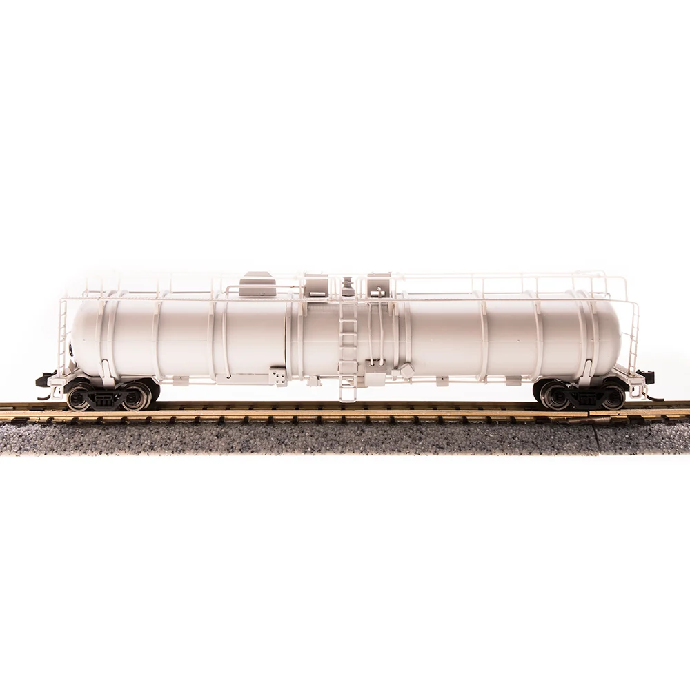 Broadway Limited N Cryogenic Tank Car Unlettered Gray Type A