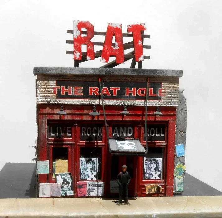 N Downtown Deco Rat Hole 2030