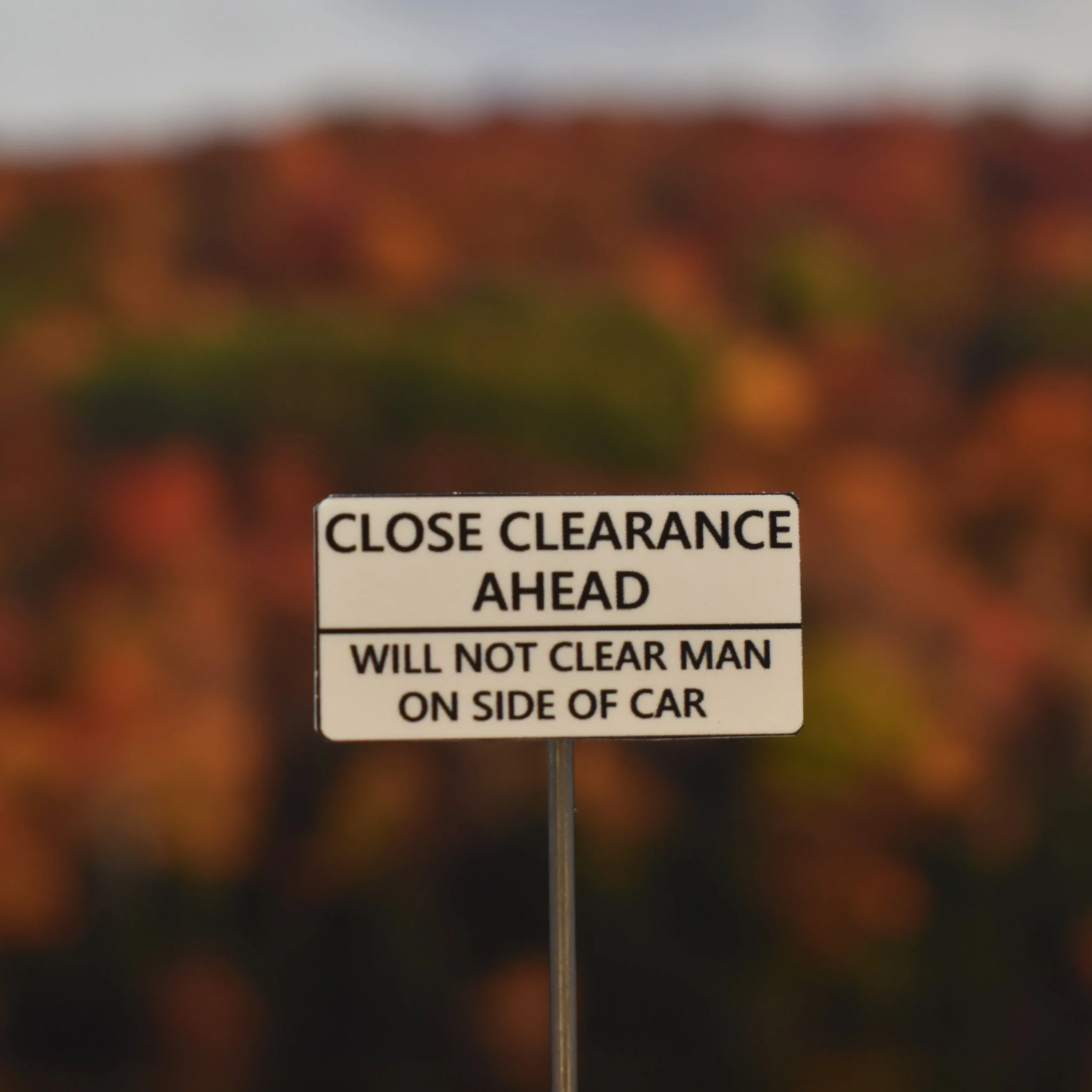 O Scale - Close Clearance Signs - 2 Pack