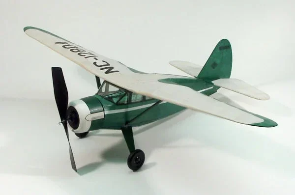 Dumas Stinson Reliant SR-10 Kit - 301