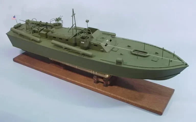 Dumas PT-109 Patrol Boat Kit - 1233