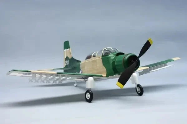 Dumas USAF A-1E Skyraider Kit - 329
