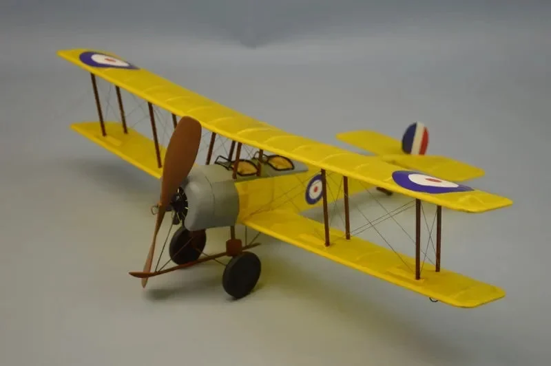 Dumas AVRO 504 Kit - 240