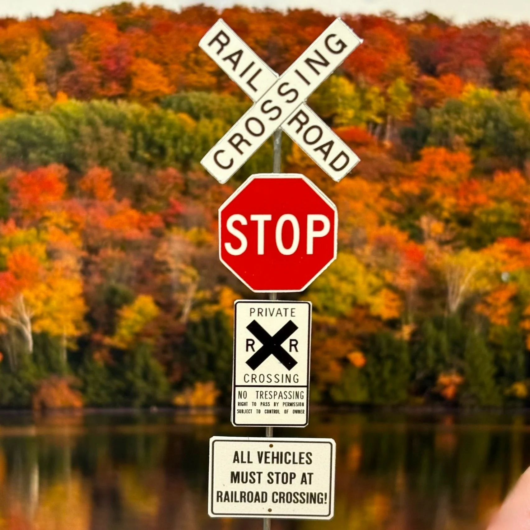 N Scale - Private Railroad Crossing Sign - 1 Sign