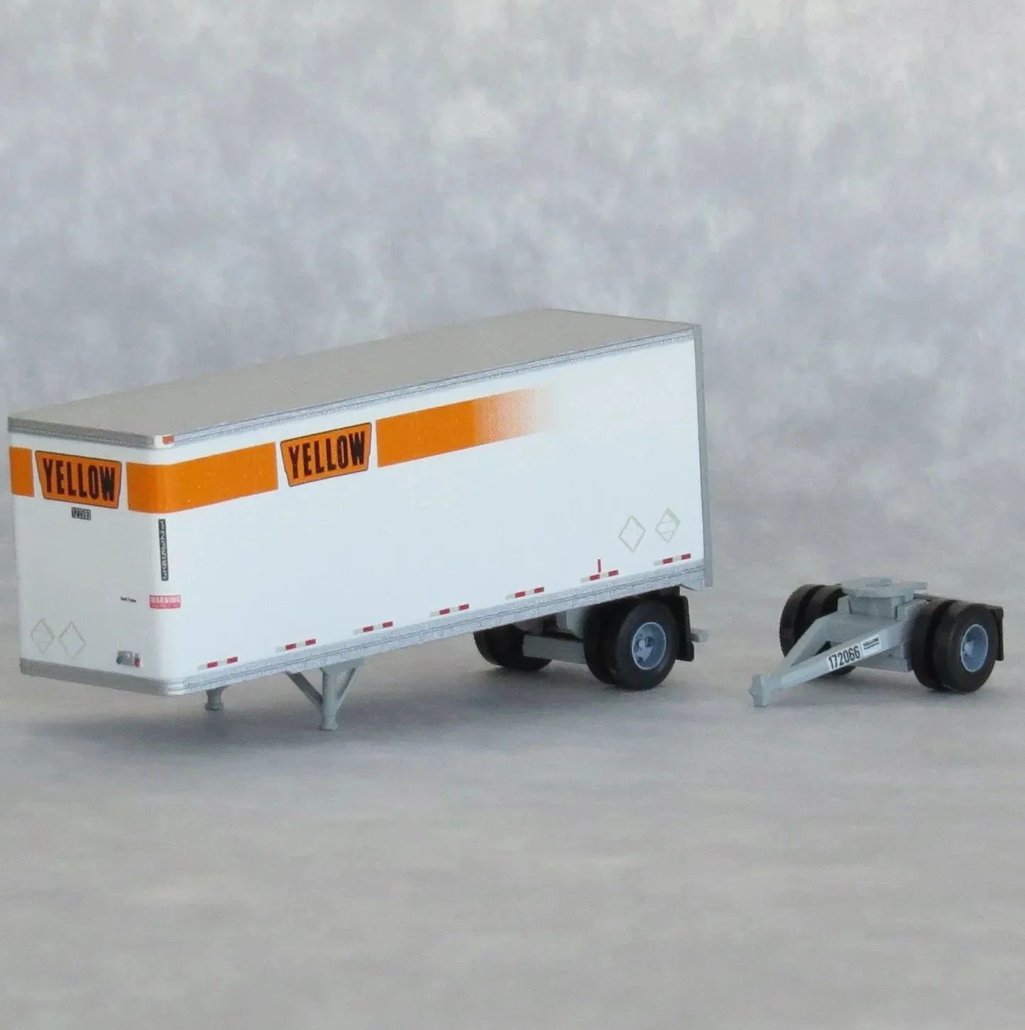 Trainworx N Scale 28' Pup Trailer Yellow #123593