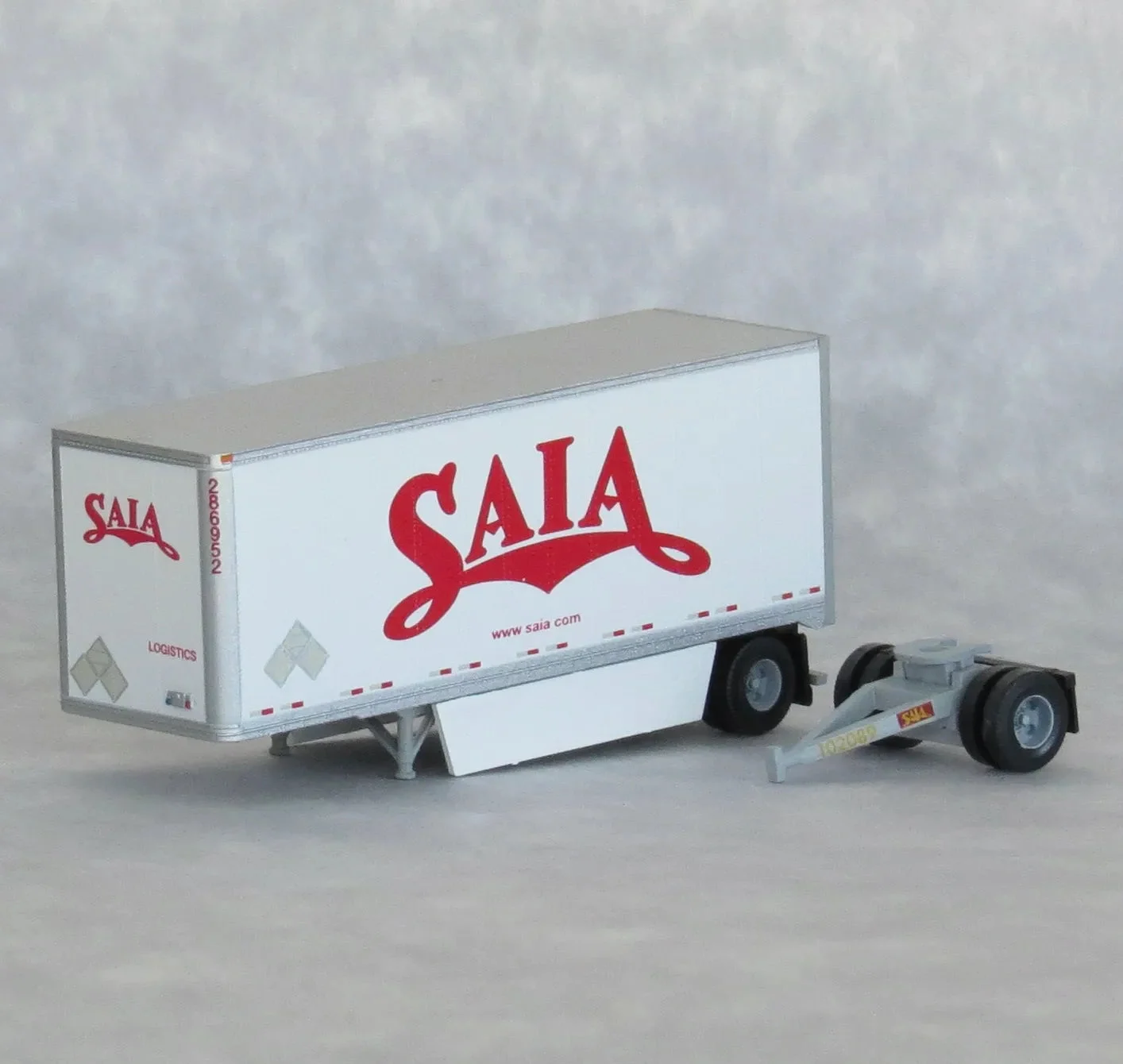 Trainworx N Scale 28' Pup Trailer Saia #286952