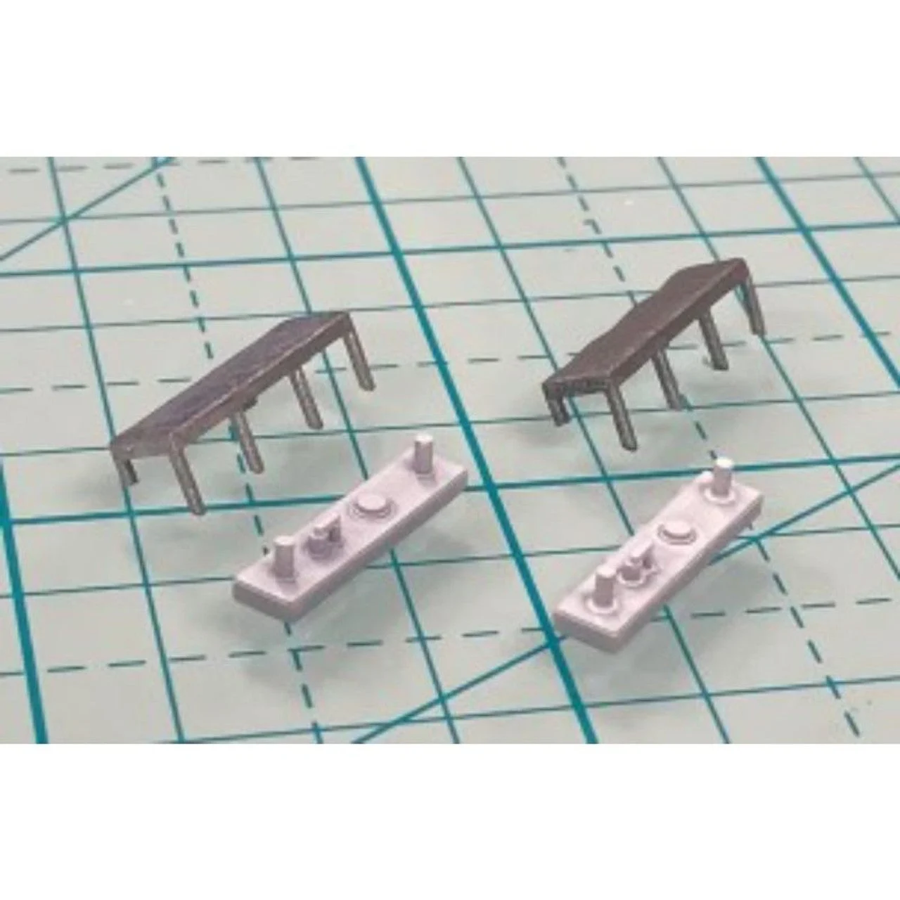 Mac Rail HO PTC Stand & Array (BNSF #1) - Mac Rail Products