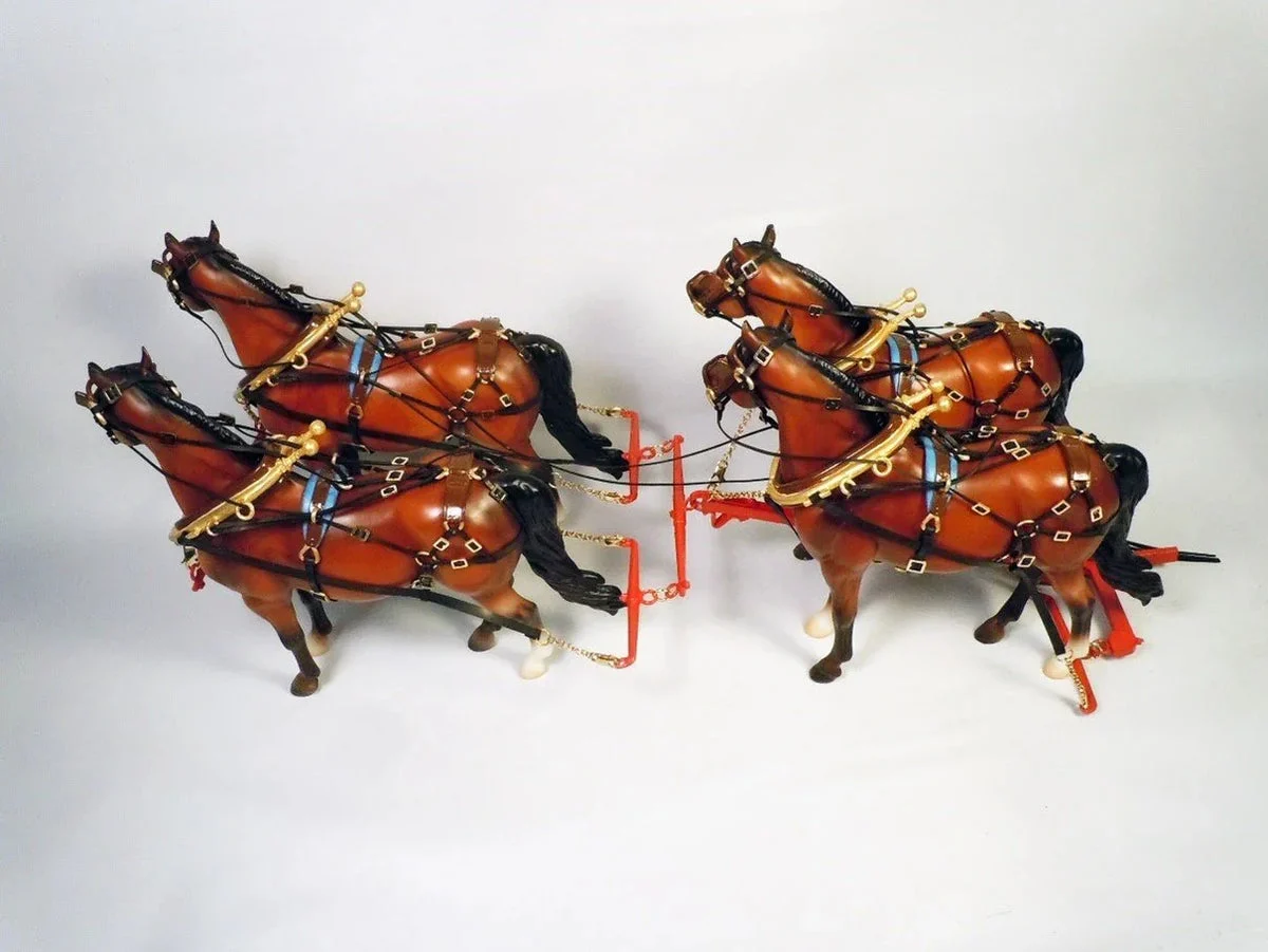 1/12 Model Trailways Four Horse Hitch + Harness w/o Horse 6023 - Model Shipways