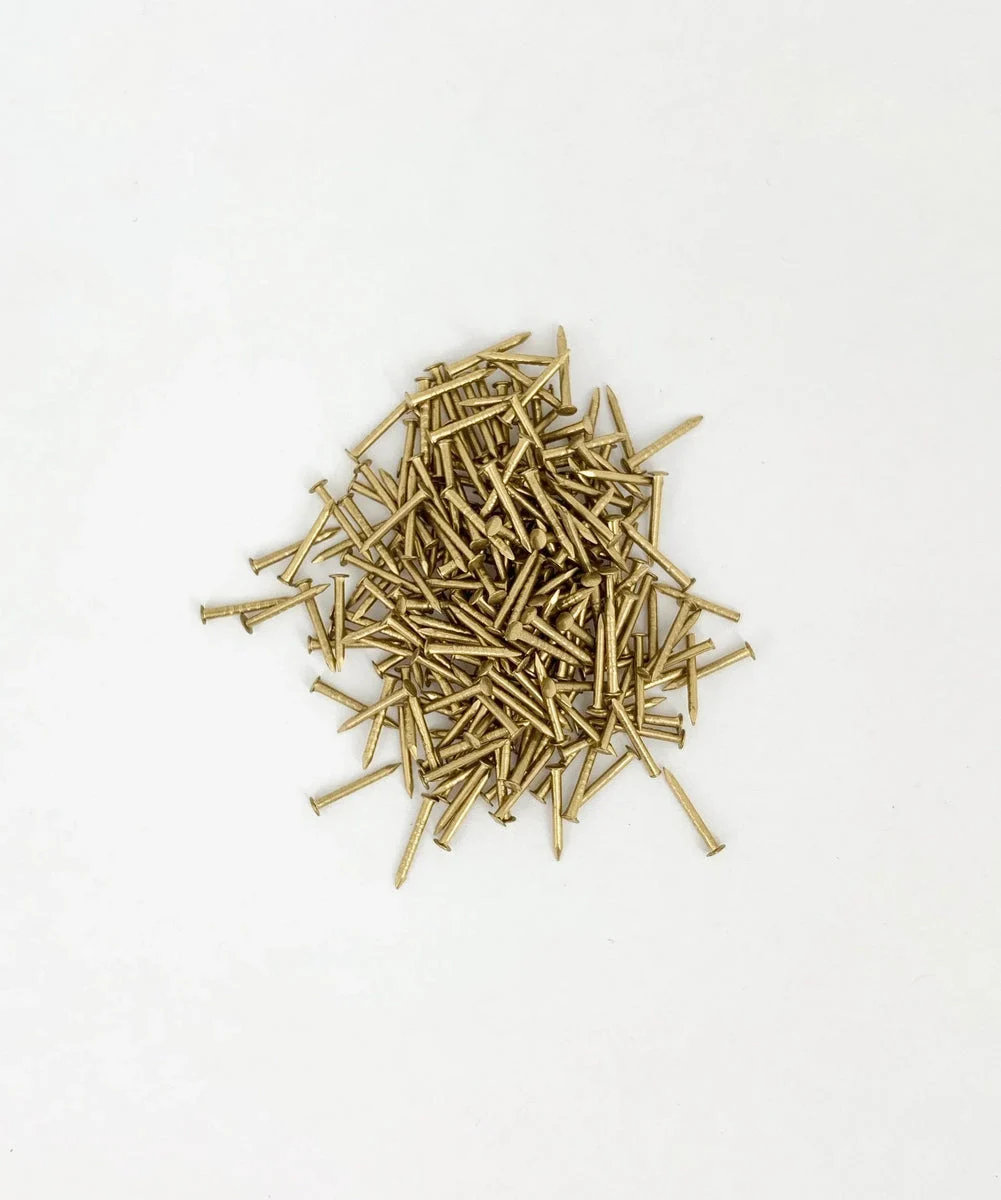 Model Shipways - Nails Brass (.7 x 8mm) 200 pack - 940