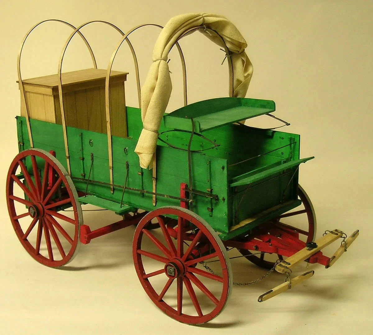 1/12 Model Trailways Chuck Wagon 6005 - Model Shipways