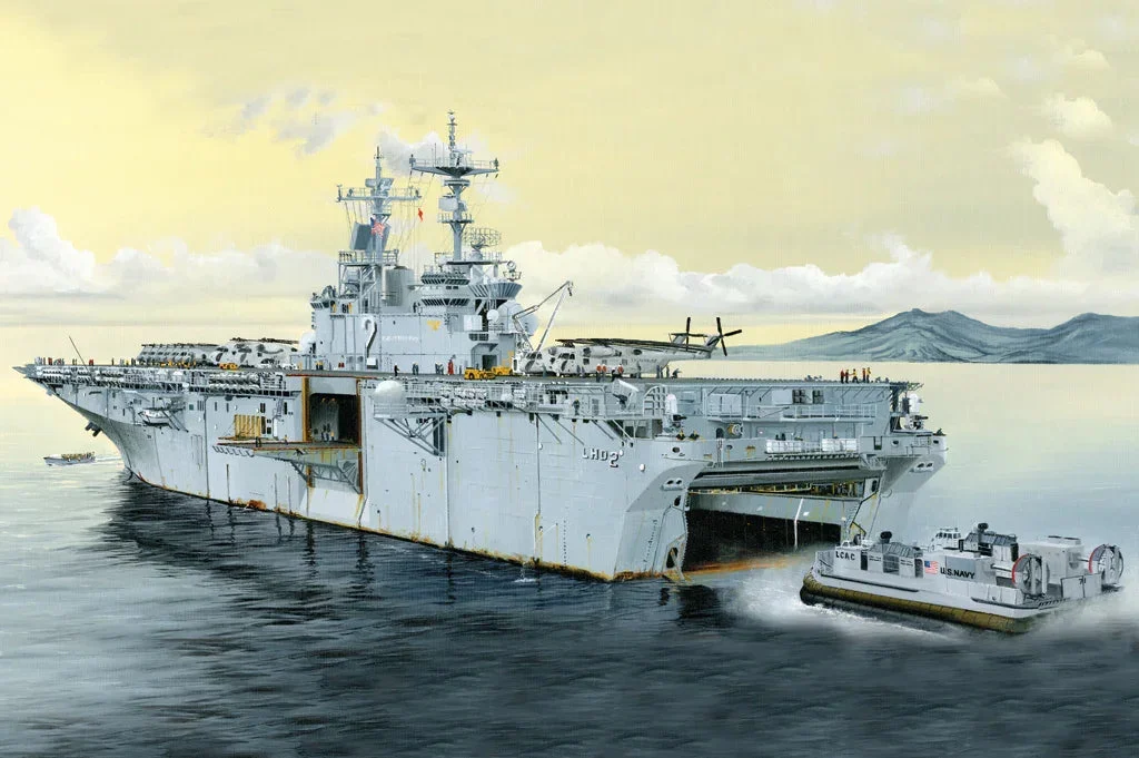 1/700 Hobby Boss USS Essex LHD-2 83403