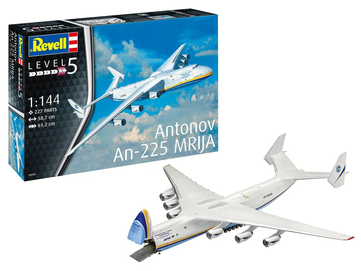 1/144 Revell Germany Antonov AN-225 "Mrija" 04958