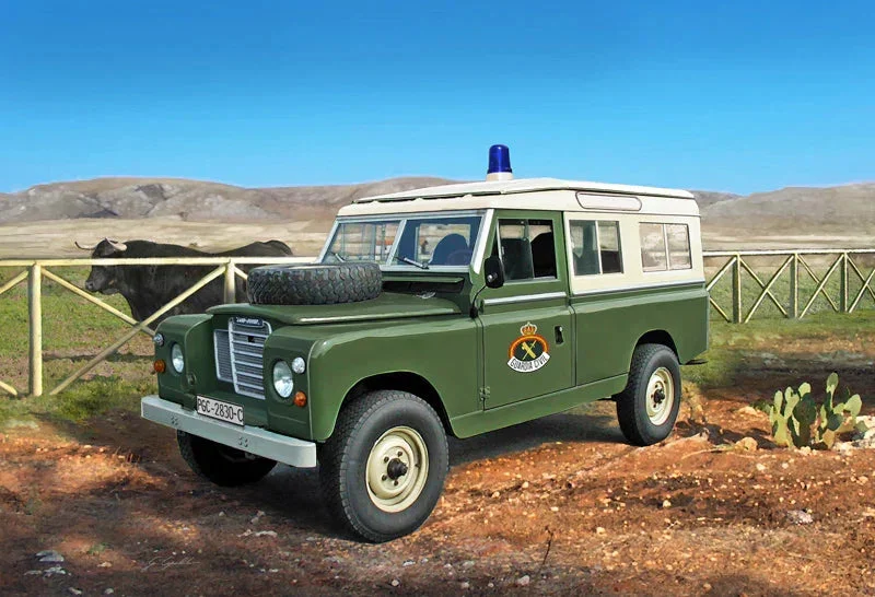 1/35 Italeri Land Rover Series III 109 "Guardia Civil" 6542