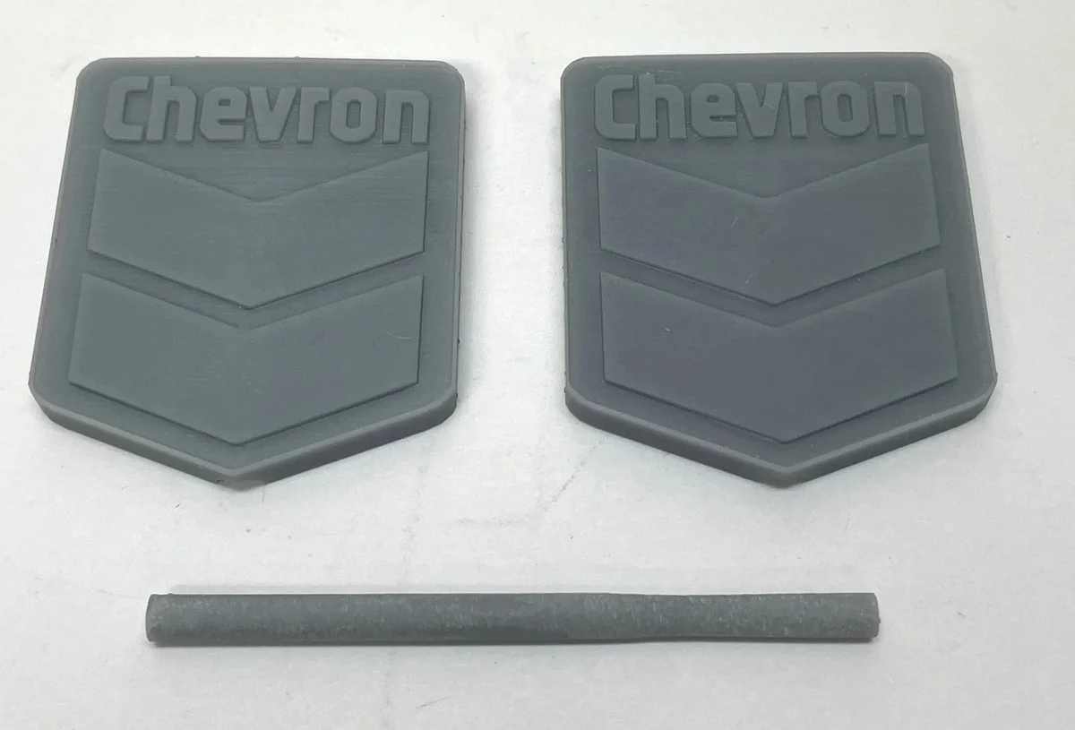 HO Phoenix Precision Gas Station Sign: Chevron 31650 - Phoenix Precision Models