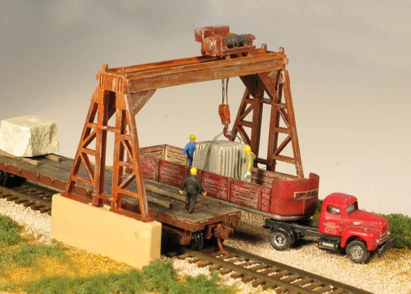 N Monroe Overhead Gantry Crane #9301 - Monroe Models