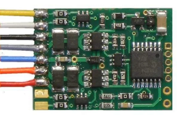 NCE D13W Generic Wired Decoder with Four Outputs 171 - NCE Corporation