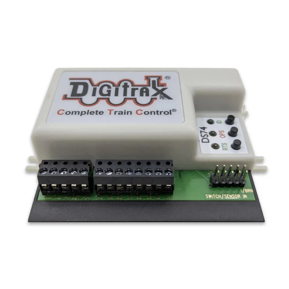 Digitrax DS74 Quad Stat 8009