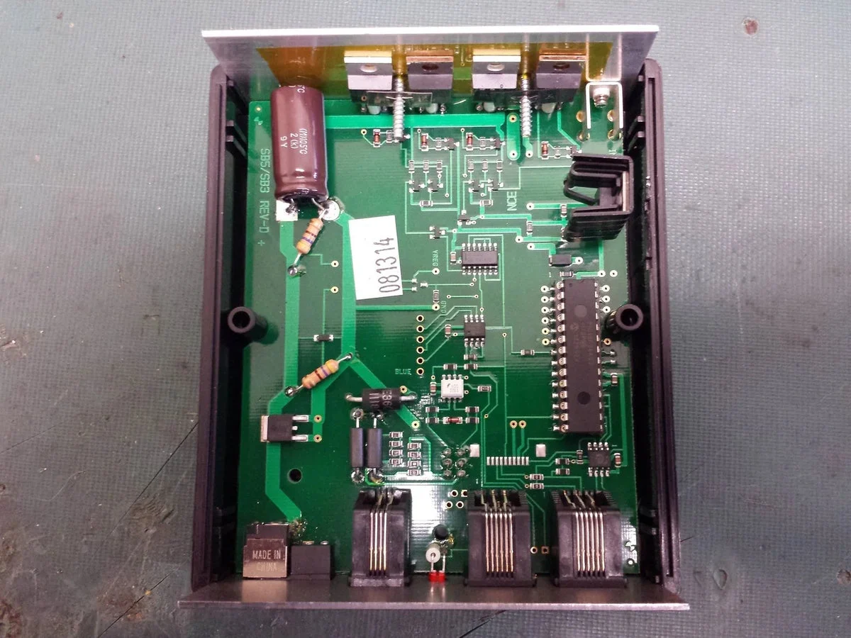 NCE B3/SB3a/SB5 Upgrade Chip 1.65B 0403 - NCE Corporation