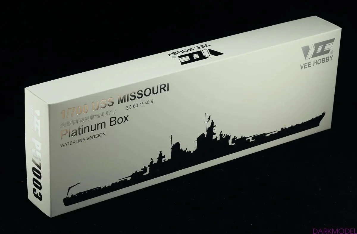 1/700 Vee Hobby USS Missouri BB-63 1945.9 (Platinum Box) P57003