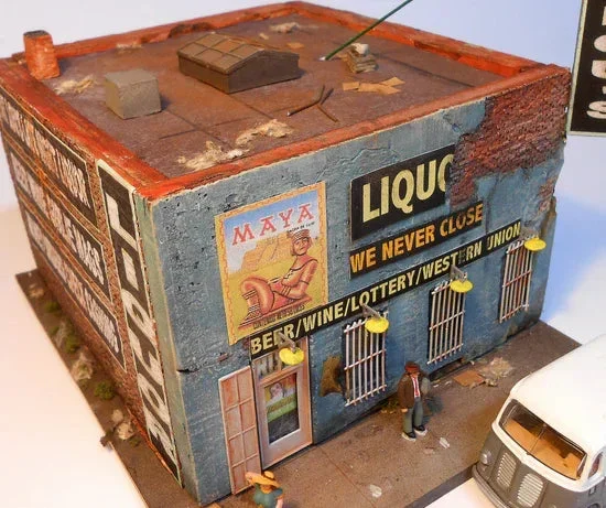 HO Downtown Deco Fat Lou's Liquor - DD1065