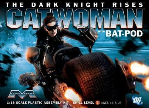 1/18 Moebius The Dark Knight Rises: Batpod with Catwoman 938 - Moebius Model