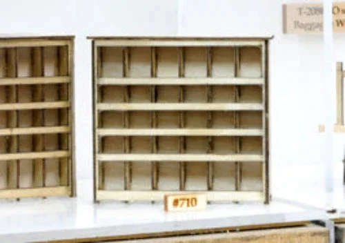 O Banta Modelworks Short Parts Bin 710