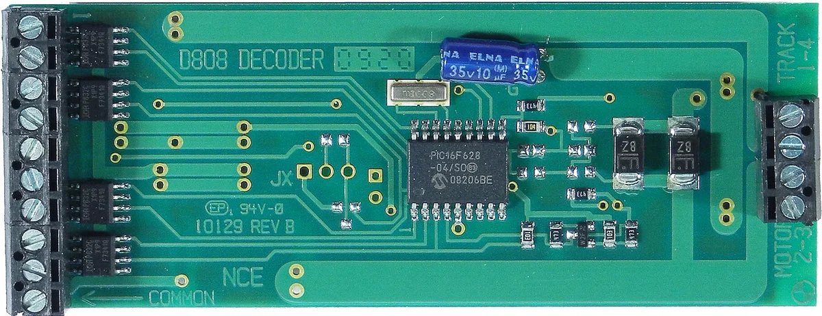 NCE D808 Decoder 8 Amp 8 Functions 0112 - NCE Corporation