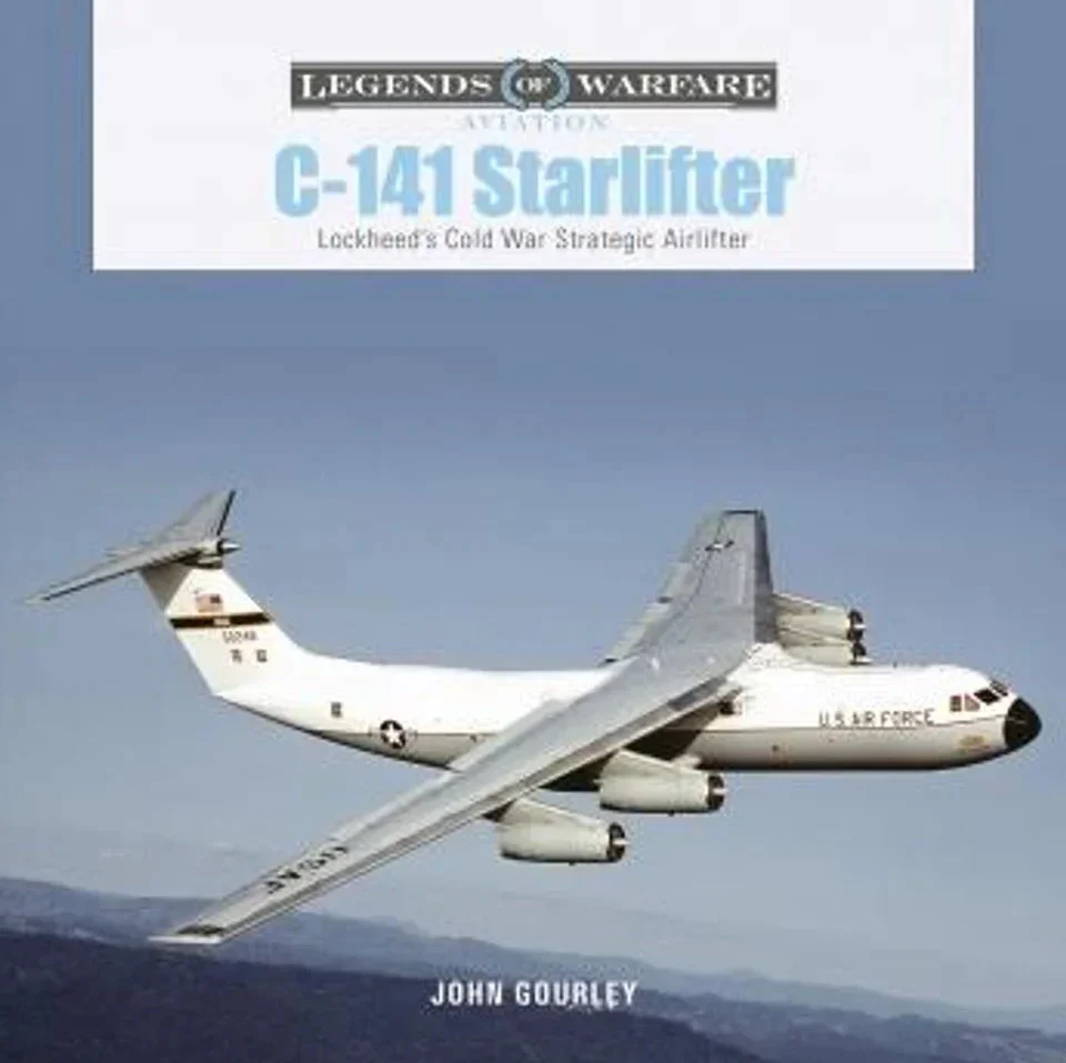 Schiffer Publishing C-141 Starlifter 361722