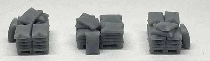 HO Phoenix Precision Sacks On Pallet Full Load 31600 - Phoenix Precision Models