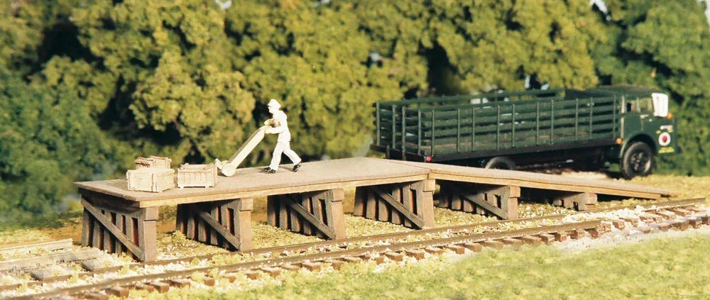 HO Monroe Railroad Loading Ramp (Laser Cut) #2203 - Monroe Models