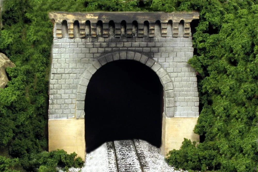 N Monroe Tunnel Portal Granite Single-Track #217
