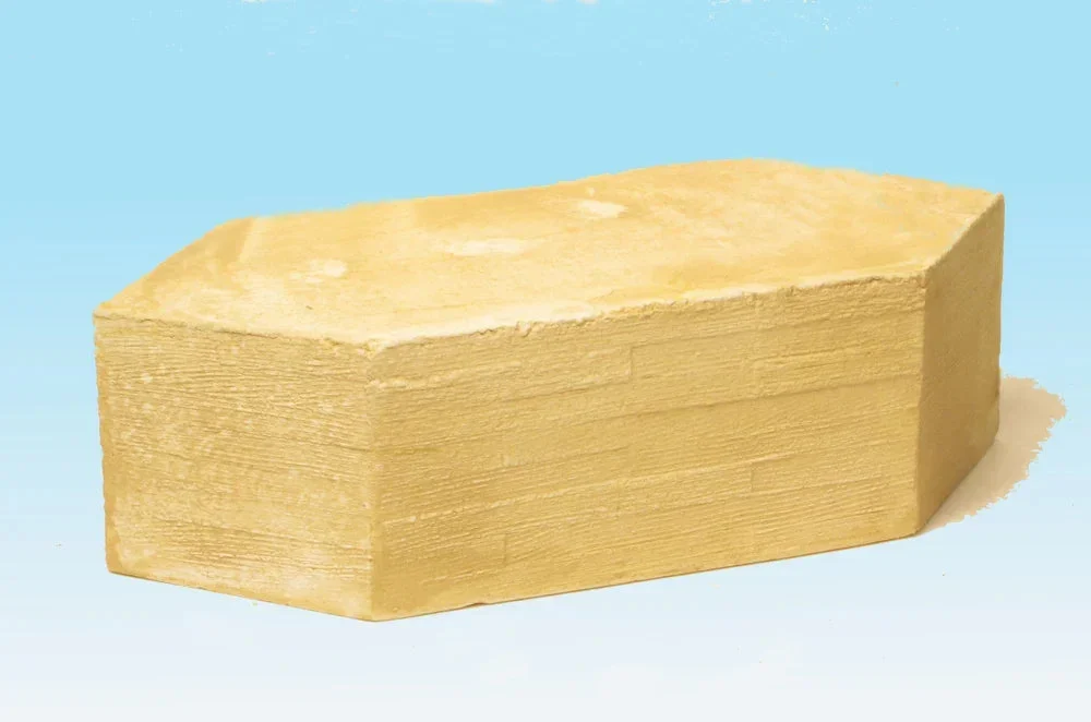 HO Monroe Cutwater Pier Support Board-Formed Concrete 2/pkg #136