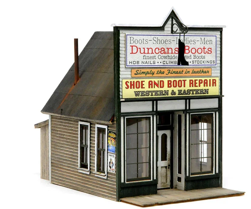 HO Banta Modelworks Duncan's Boots #2120