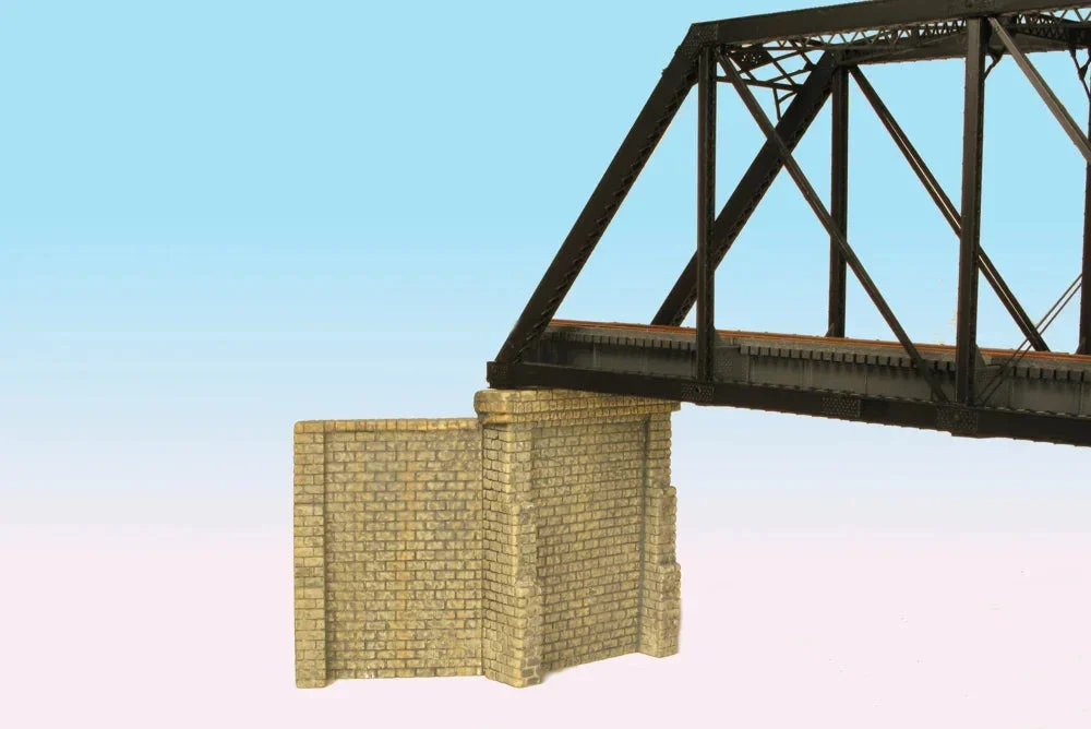 HO Monroe Bridge Abutments with Wing Walls Cut Stone 2-Pack #930