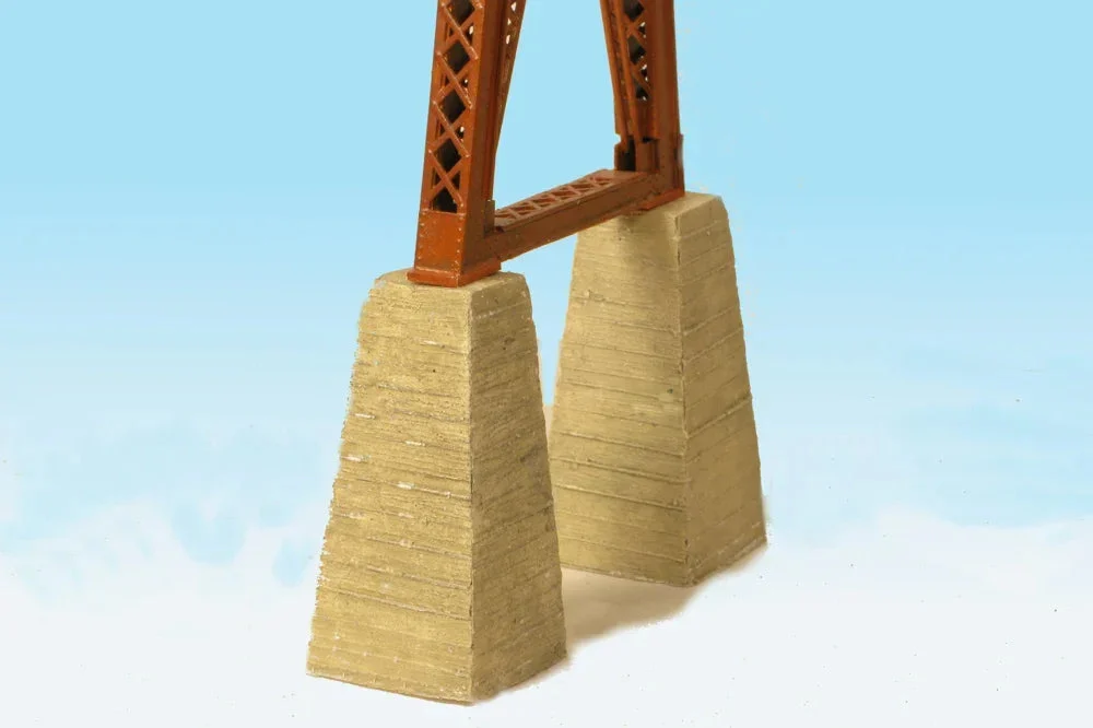 HO Monroe Pylon Bent Footings for Bridge Piers Board-Formed Concrete #137