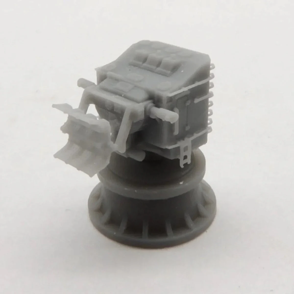 1/350 Black Cat Models Mark 33 gun director, closed top with Mark 4 antenna (x1) AC350153a