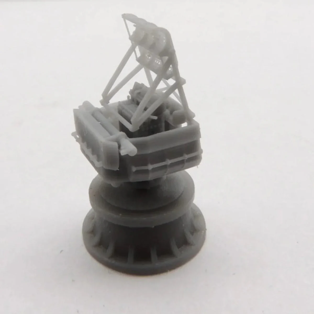 1/350 Black Cat Models Mark 33 Gun director open roof version, with Mark 4 antenna on top (x1) AC350152a