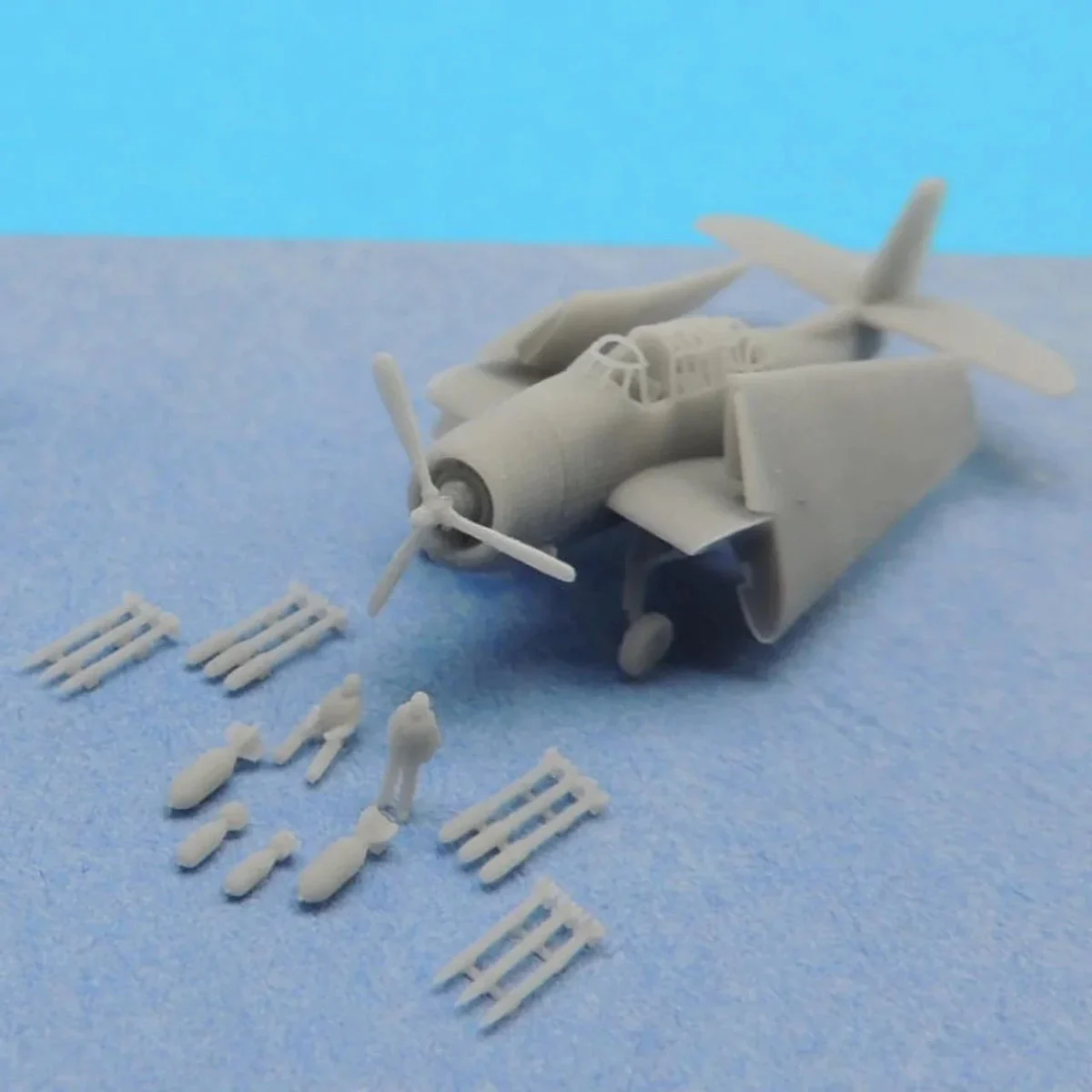 1/350 Black Cat Models Grumman Avenger TBM, folded wings (x6) AC350143B