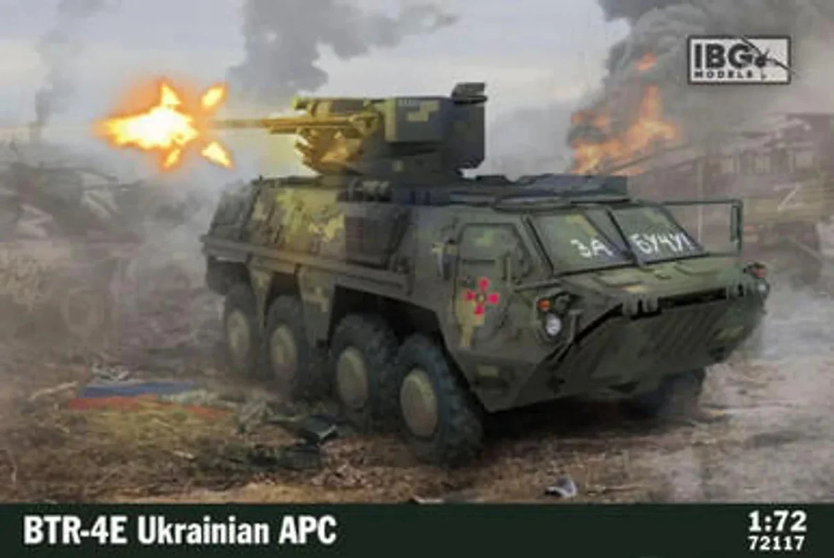 1/72 IBG Model BTR Ukraine APC 72117 - IBG Models