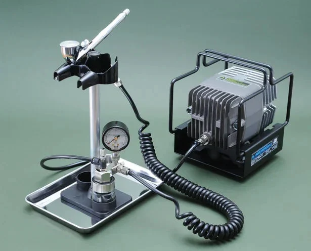 Mr. Hobby Linear Compressor Airbrush Set L7 w/ PS289 and PS234 IV Regulator - PS309